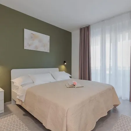 Mara Villa Vrsi