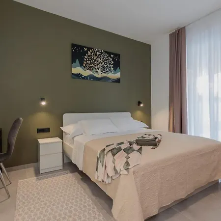 Mara Villa